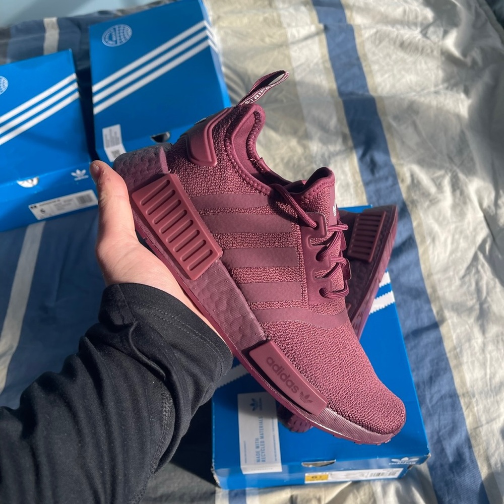 Adidas NMD_R1 Maroon